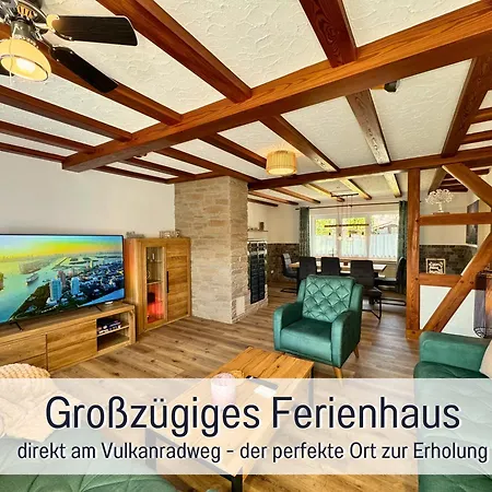 Taufstein Ii - 3 Schlafzimmer - Garten -spielzimmer & Terrasse Mit Grill - Bis 7 Gaeste بيت للعطل *